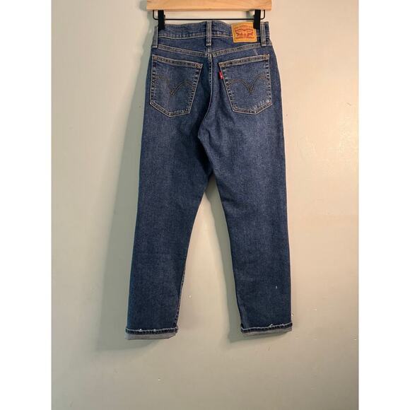 Levi’s women’s wedgie straight distressed knee jeans size 26 - Picture 5 of 8